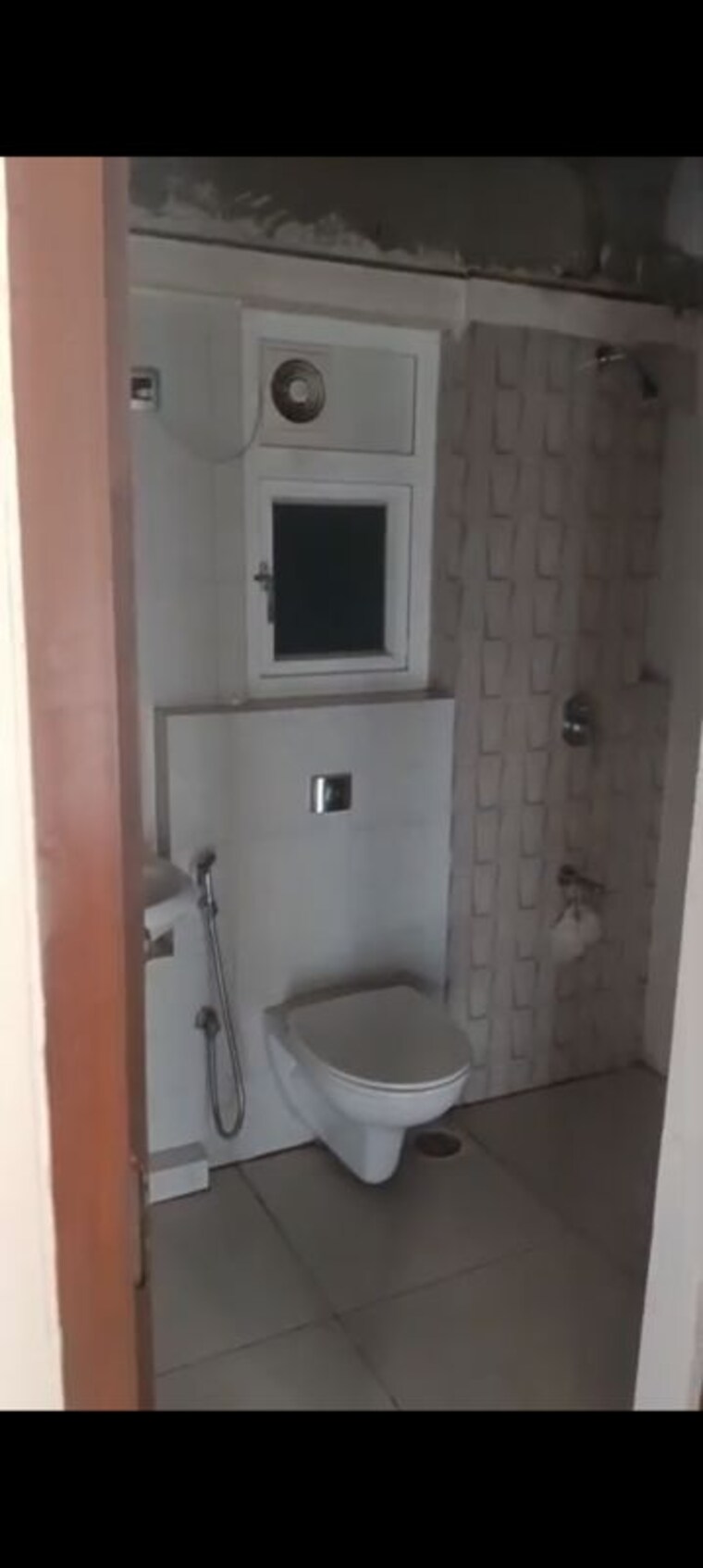 Bathroom, kurla east 2 Bedroom 650 Sq.Ft. Apartment In Kurla East Mumbai 10305082