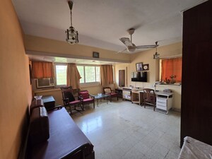 Living Room in 3 BHK Apartment at Ajanta Apartments Cumbala Hill, Cumbala Hill – for Sale