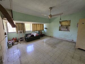 Parking in 3 BHK Apartment at Ajanta Apartments Cumbala Hill, Cumbala Hill – for Sale