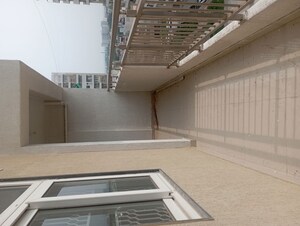 Balcony in 3.5 BHK Apartment at Palam – for Rent