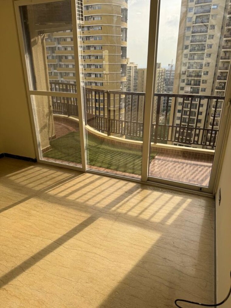 Balcony, amrapali-heartbeat-city 4 Bedroom 2825 Sq.Ft. Apartment In Sector 107 Noida 10305205