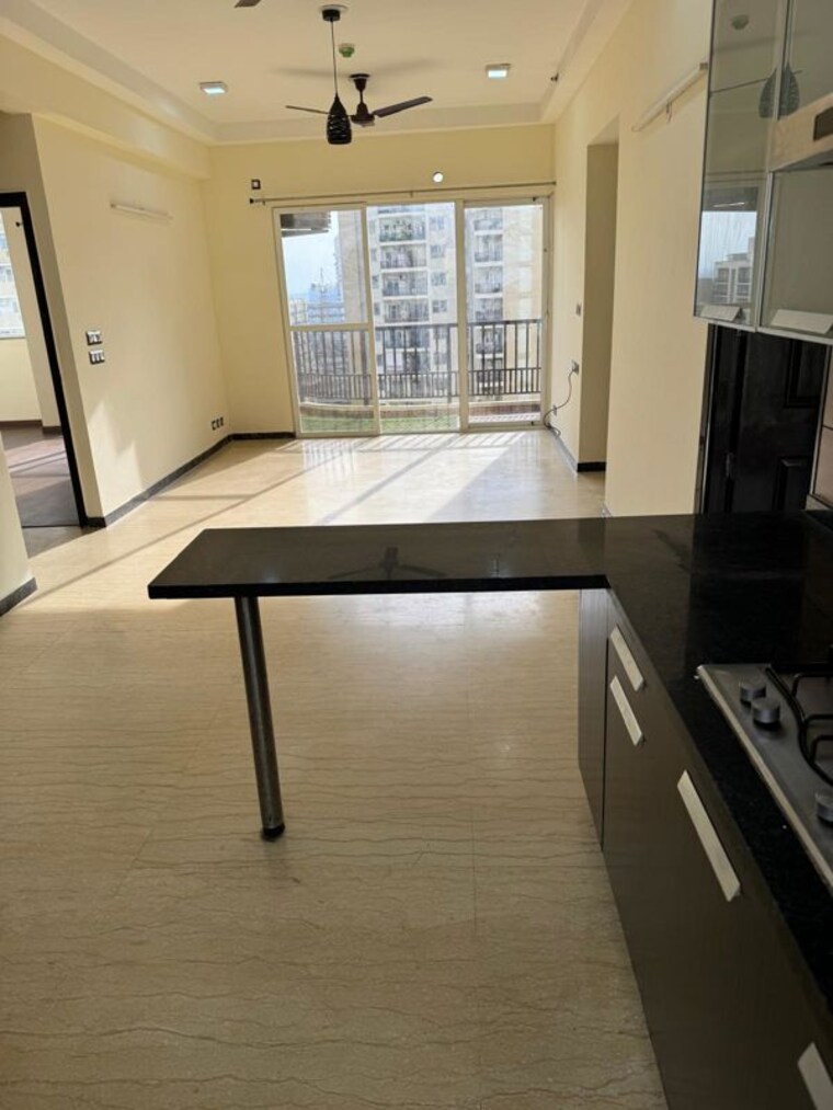 Kitchen, amrapali-heartbeat-city 4 Bedroom 2825 Sq.Ft. Apartment In Sector 107 Noida 10305205