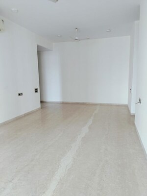 3 BHK Apartment For Rent in Omkar Alta Monte, Malad East