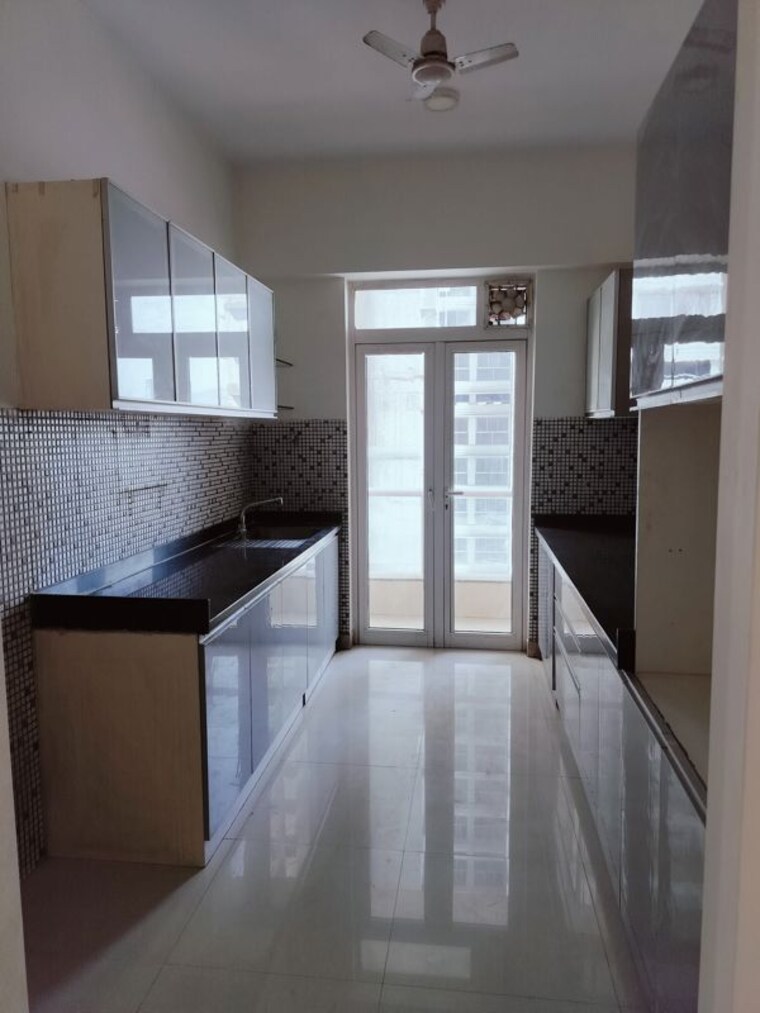 Kitchen, omkar-alta-monte 3 Bedroom 1525 Sq.Ft. Apartment In Malad East Mumbai 10305094