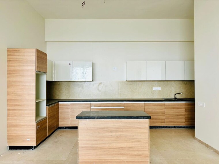 Kitchen, omkar-alta-monte 4 Bedroom 3565 Sq.Ft. Apartment In Malad East Mumbai 10305361