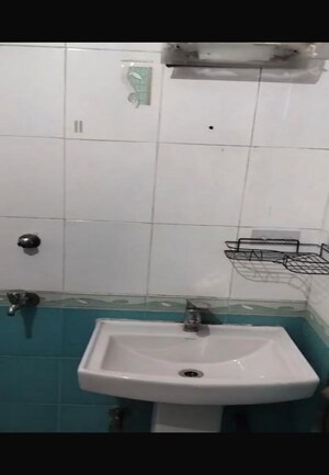 Furnished Amenities in 1 BHK Builder Floor at Vaishali Sector 3 – for Rent