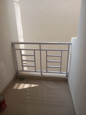  3 BHK Apartment at Sector 6 Dwarka – for Rent