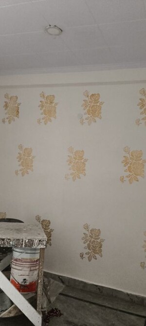 Room in 2 BHK Builder Floor at Govindpuram – for Rent