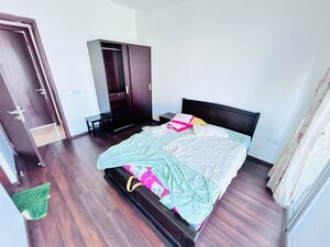 Bedroom in 3 BHK Apartment at Amanora Future Towers, Hadapsar – for Rent