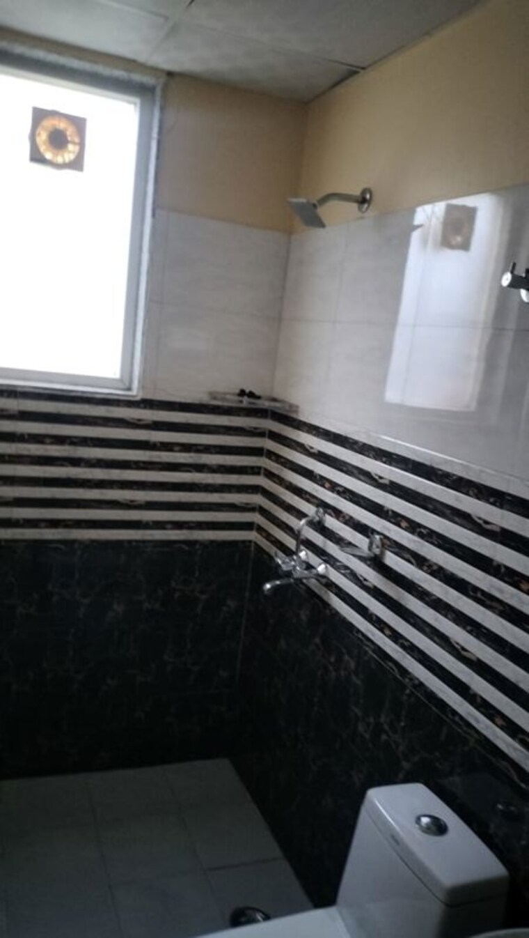 Balcony, sector 51 2 Bedroom 1400 Sq.Ft. Builder Floor In Sector 51 Gurgaon 10304300