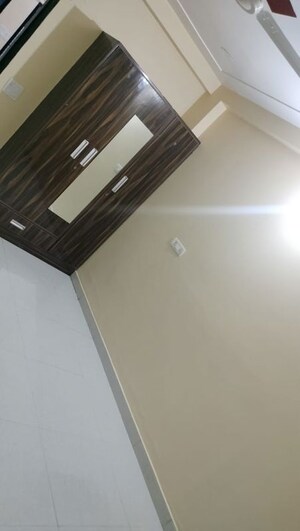 Furnished Amenities in 2 BHK Builder Floor at Sector 51 – for Rent