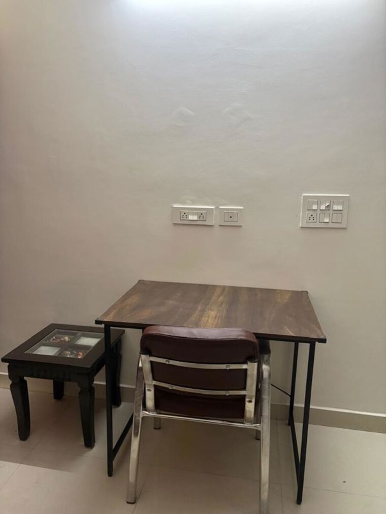 Other, sector 51 3 Bedroom 1800 Sq.Ft. Builder Floor In Sector 51 Gurgaon 10301970