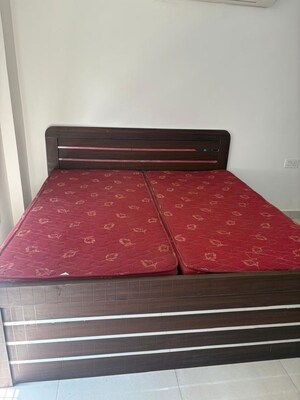 Bedroom in 3 BHK Builder Floor at Sector 51 – for Rent
