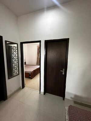 Room in 2 BHK Builder Floor at Sector 52 – for Rent