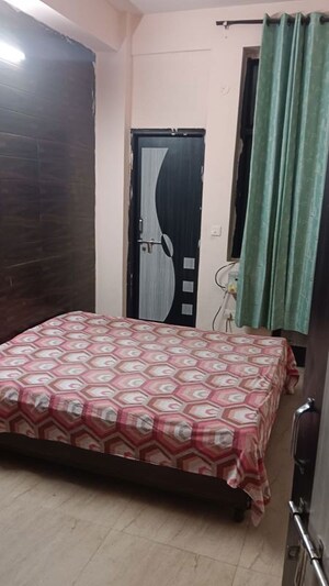 Bedroom in 2 BHK Builder Floor at Sector 45 – for Rent
