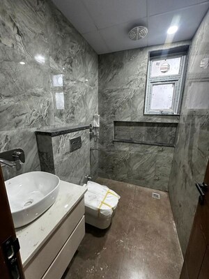 Bathroom in Studio Builder Floor at Sector 51 – for Rent