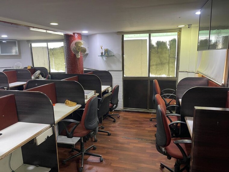 Gym, ellisbridge Commercial Office Space 1100 Sq.Ft. In Ellisbridge Ahmedabad 10305589