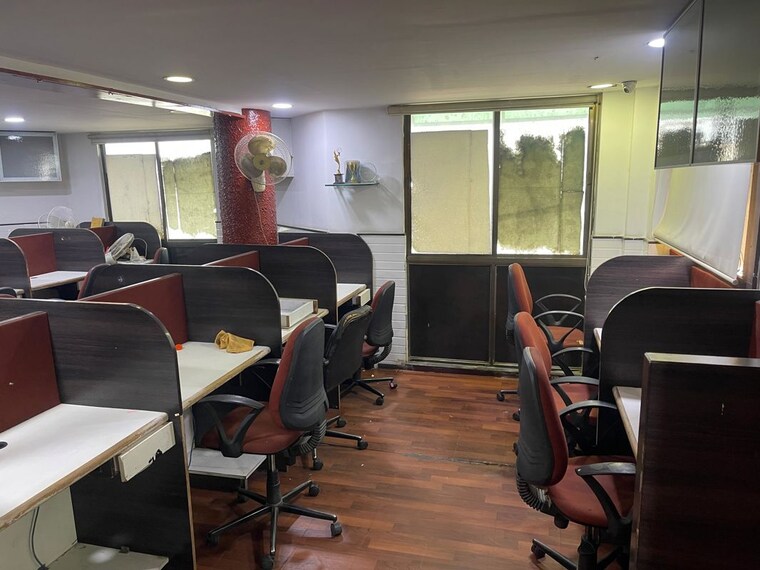 Gym, ellisbridge Commercial Office Space 1100 Sq.Ft. In Ellisbridge Ahmedabad 10305589