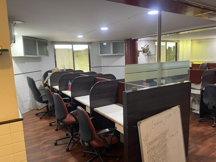 Team Area, ellisbridge Commercial Office Space 1100 Sq.Ft. In Ellisbridge Ahmedabad 10305589