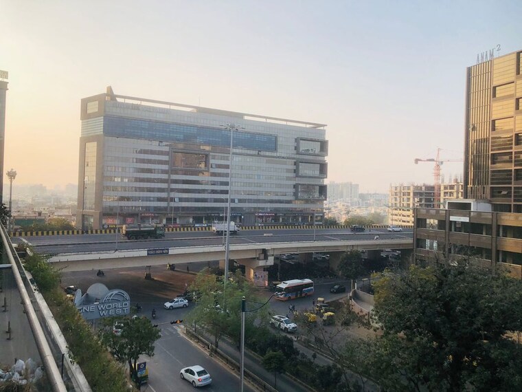 Exterior View, sheladia-one-world-west Commercial Office Space 1800 Sq.Ft. In Ambli Ahmedabad 10305598