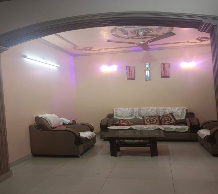Living Room, gomti nagar 2 Bedroom 950 Sq.Ft. Builder Floor In Gomti Nagar Lucknow 10305687