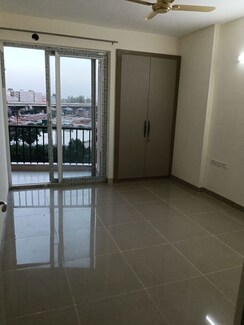 2.5 BHK + Study Room Apartment For Rent in Supertech Cape Town