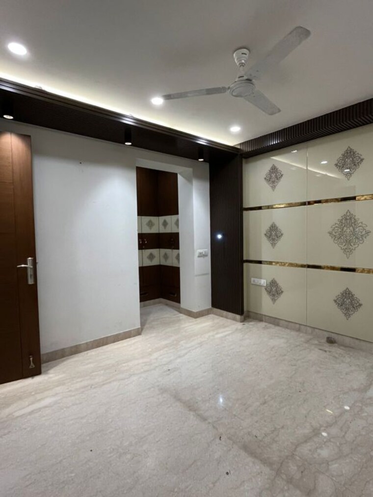 Room, palam vihar 3 Bedroom 2000 Sq.Ft. Builder Floor In Palam Vihar Gurgaon 10305954