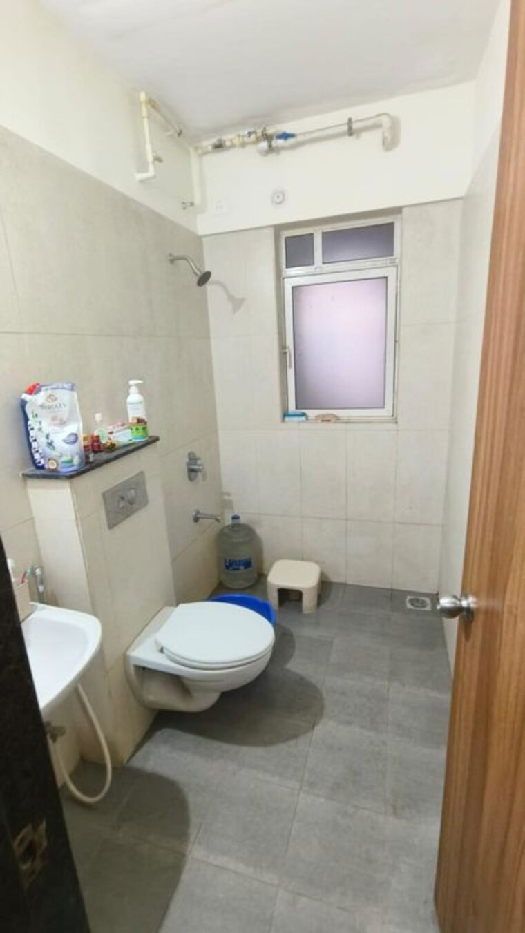 Bathroom, kolte-patil-life-republic-16th-avenue-arezo 2 Bedroom 680 Sq.Ft. Apartment In Hinjewadi Pune 10305911