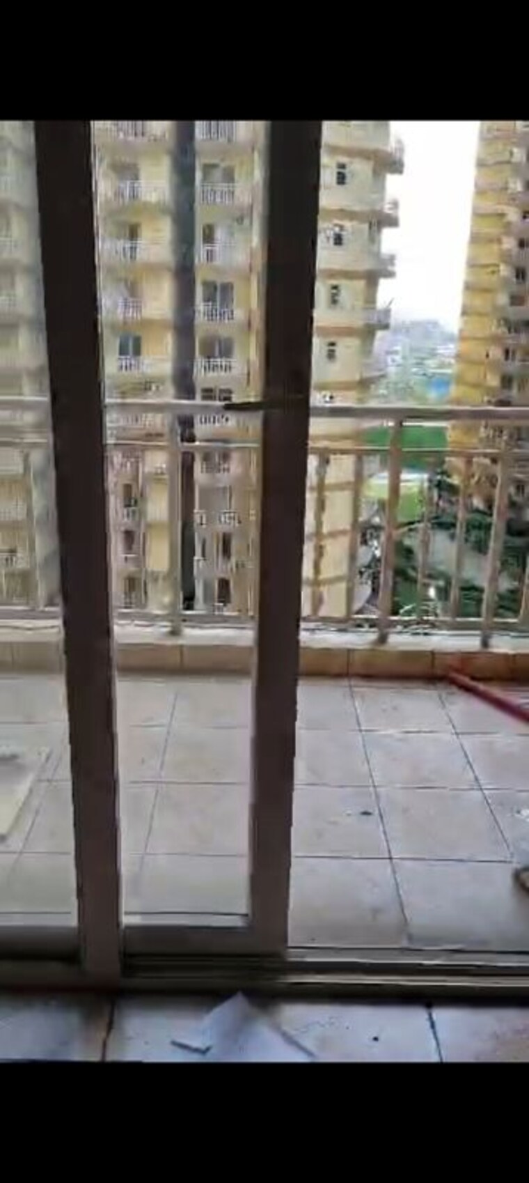 Balcony, rise-organic-homes 3 Bedroom 1496 Sq.Ft. Apartment In Mahurali Ghaziabad 10305883