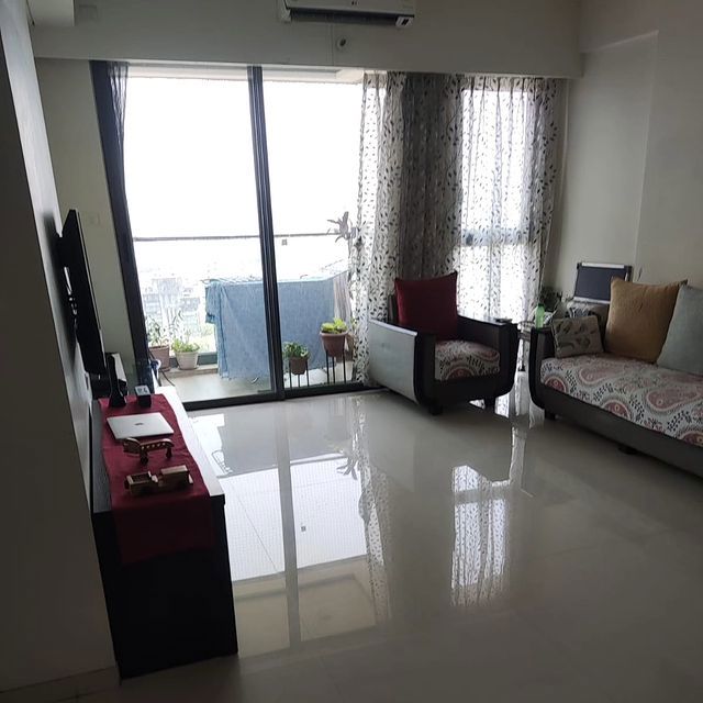 2 BHK + Servant Room Apartment For Sale in Shree Vallabh Tower