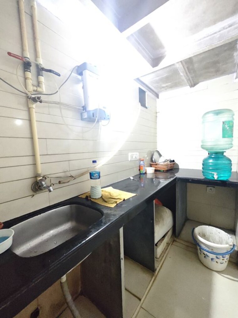 Team Area, vile parle east Commercial Office Space 3000 Sq.Ft. In Vile Parle East Mumbai 10305830