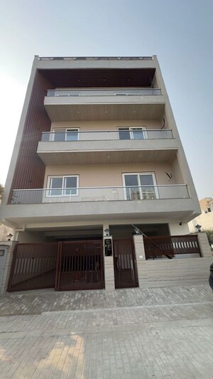 3 BHK Builder Floor – Exterior View View at BPTP District Faridabad, Sector 81 - for Rent