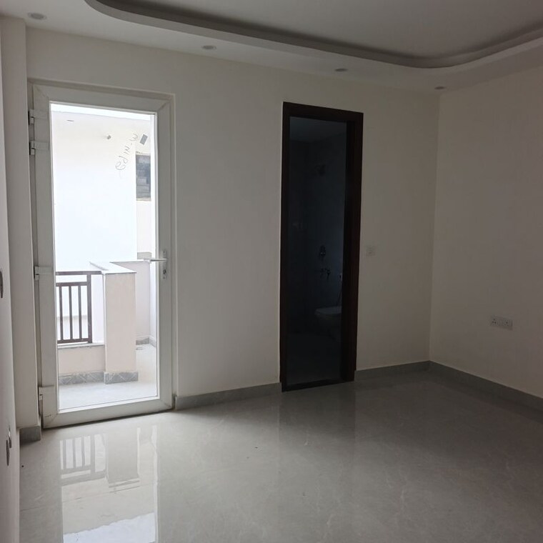 Room, bptp-district-faridabad 3 Bedroom 172 Sq.Yd. Builder Floor In Sector 81 Faridabad 10305885