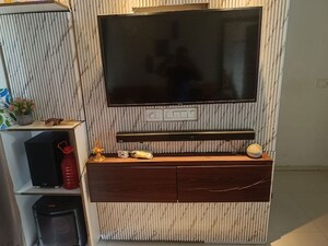 Furnished Amenities in 2 BHK Apartment at Piyush Heights, Sector 89 – for Rent