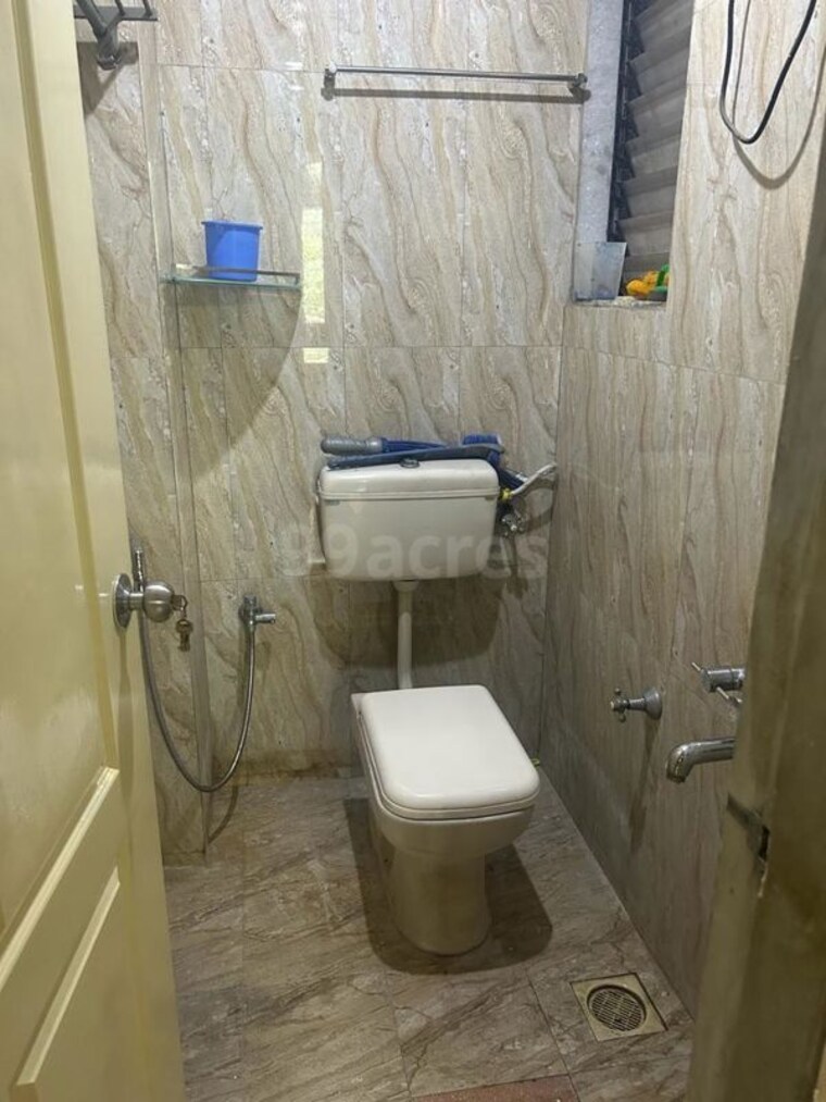 Bathroom, adhiraj-cypress 4 Bedroom 2400 Sq.Ft. Apartment In Kharghar Navi Mumbai 10306244