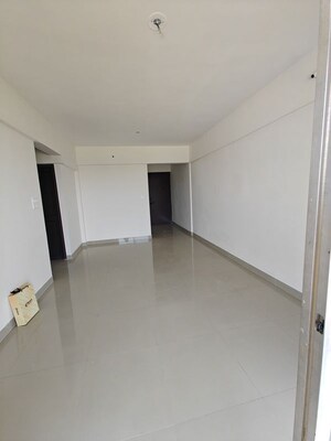Room in 1 BHK Apartment at Magarpatta Riverview City, Loni Kalbhor – for Rent