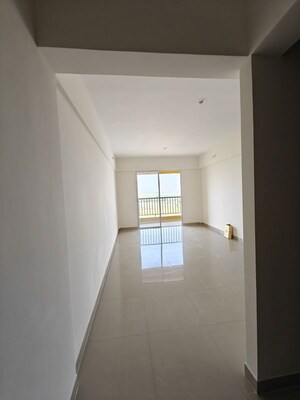 Room in 1 BHK Apartment at Magarpatta Riverview City, Loni Kalbhor – for Rent