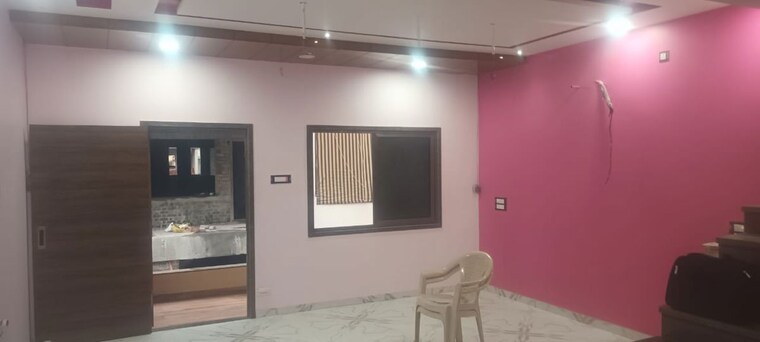 Room, jahangirpura 5 Bedroom 898 Sq.Ft. Villa In Jahangirpura Surat 10306853