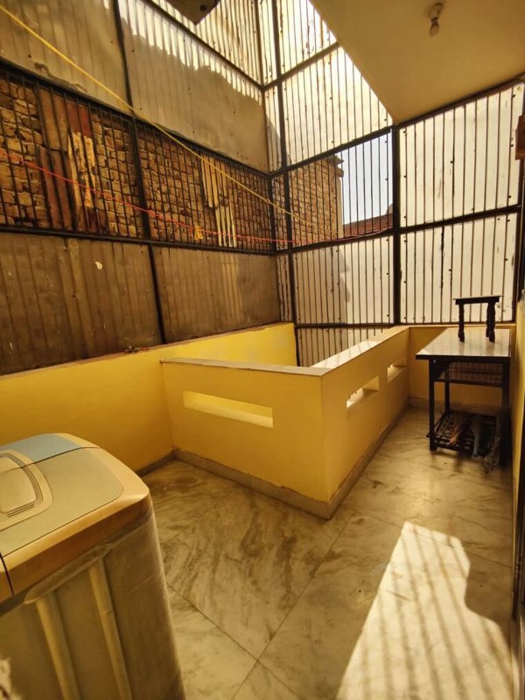 Balcony, sector 51 2 Bedroom 900 Sq.Ft. Builder Floor In Sector 51 Gurgaon 10306756