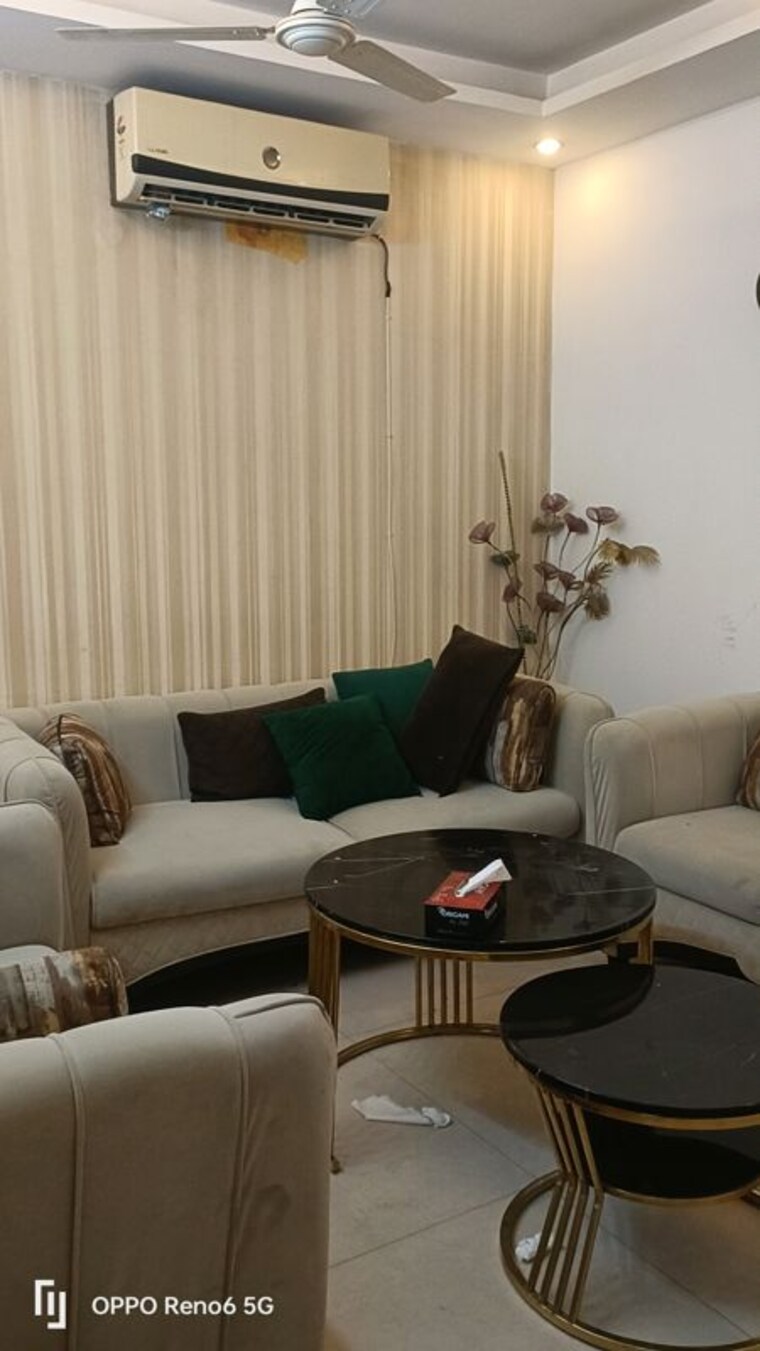 Living Room, kalkaji 2 Bedroom 100 Sq.Yd. Builder Floor In Kalkaji Delhi 10306899