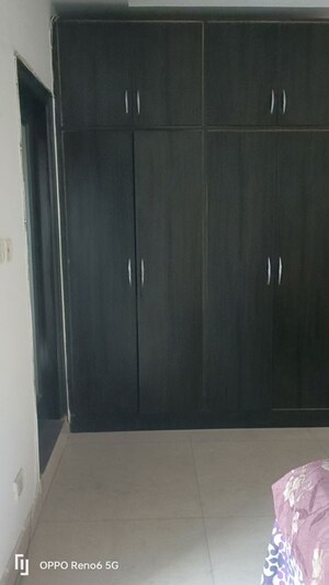 Furnished Amenities in 2 BHK Builder Floor at Kalkaji – for Sale