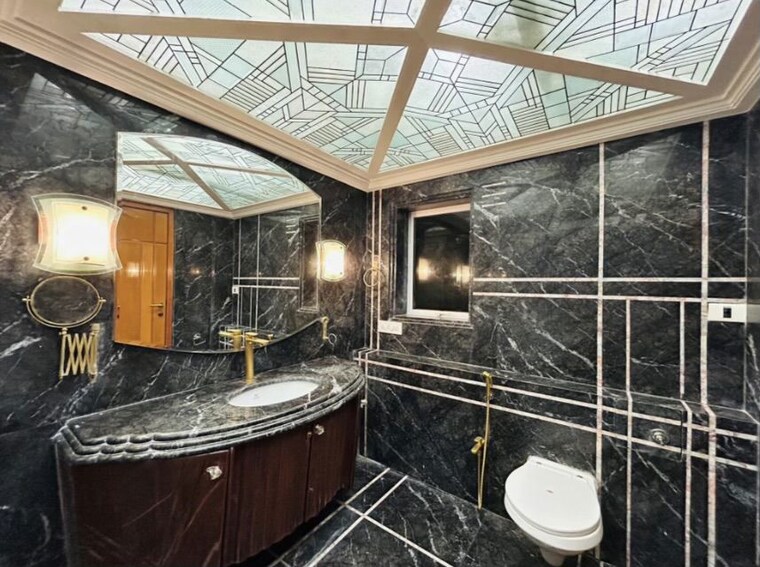 Exterior View, juhu 6+ Bedroom 20000 Sq.Ft. Villa In Juhu Mumbai 10306910