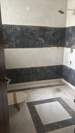 Kitchen in 2 BHK Builder Floor at Sector 29 – for Rent