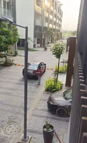 Balcony in 2.5 BHK Builder Floor at Smart World Gems, Sector 89 – for Sale