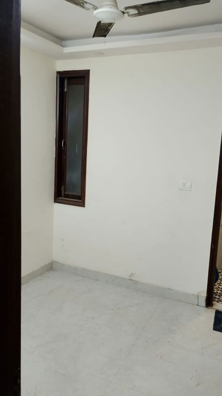 2 BHK Builder Floor For Sale in Uttam Nagar
