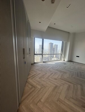 Room in 3 BHK Apartment at Lodha The World Towers World One Tier 2, Worli – for Rent