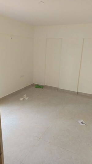 Room in 2 BHK Apartment at Jakkuru – for Sale