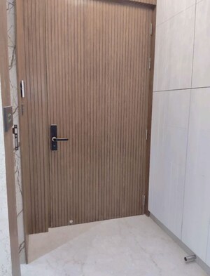 Bathroom in 4 BHK Apartment at Omkar 1973, Worli – for Rent