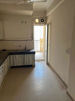 Kitchen in 3.5 BHK Apartment at Paramount Floraville, Sector 137 – for Rent