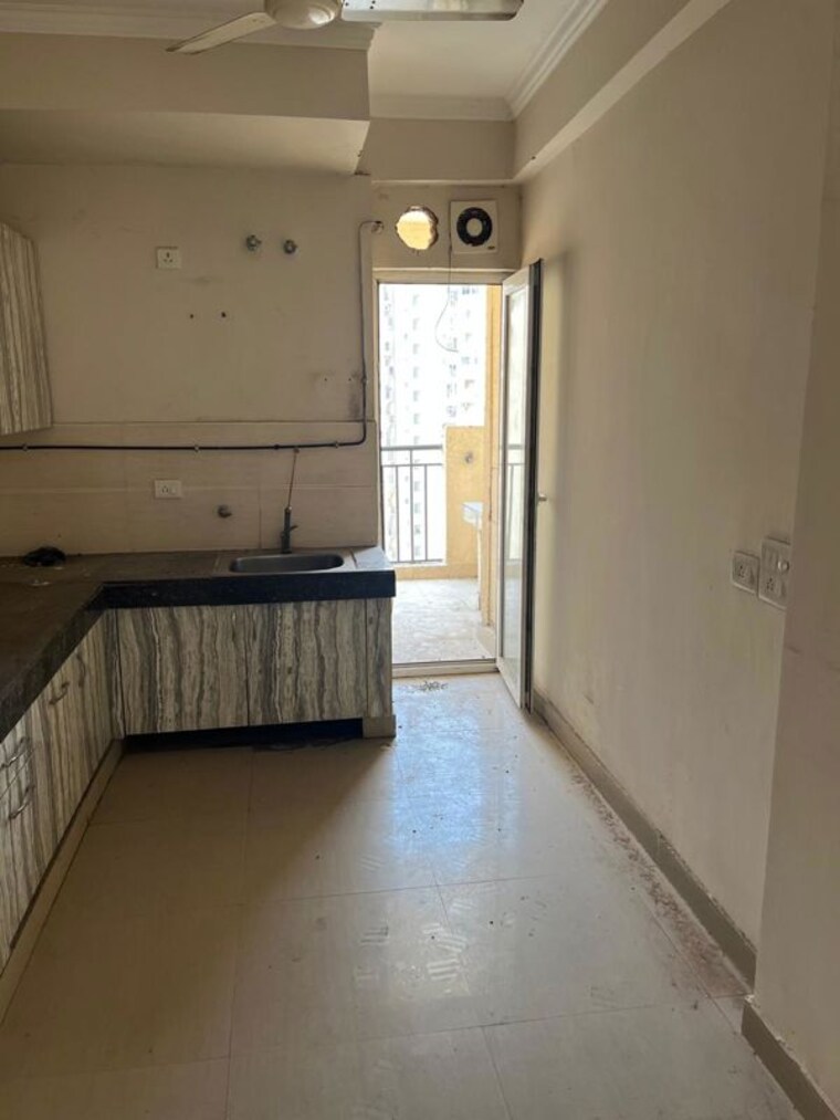 Kitchen, paramount-floraville 3.5 Bedroom 1685 Sq.Ft. Apartment In Sector 137 Noida 10307230